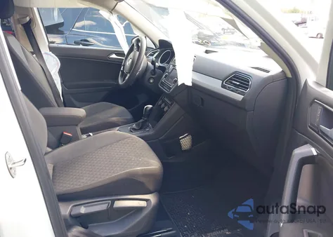 2018 Volkswagen Tiguan 2.0T S из США, поврежденный, VIN 3VV1B7AX6JM057595